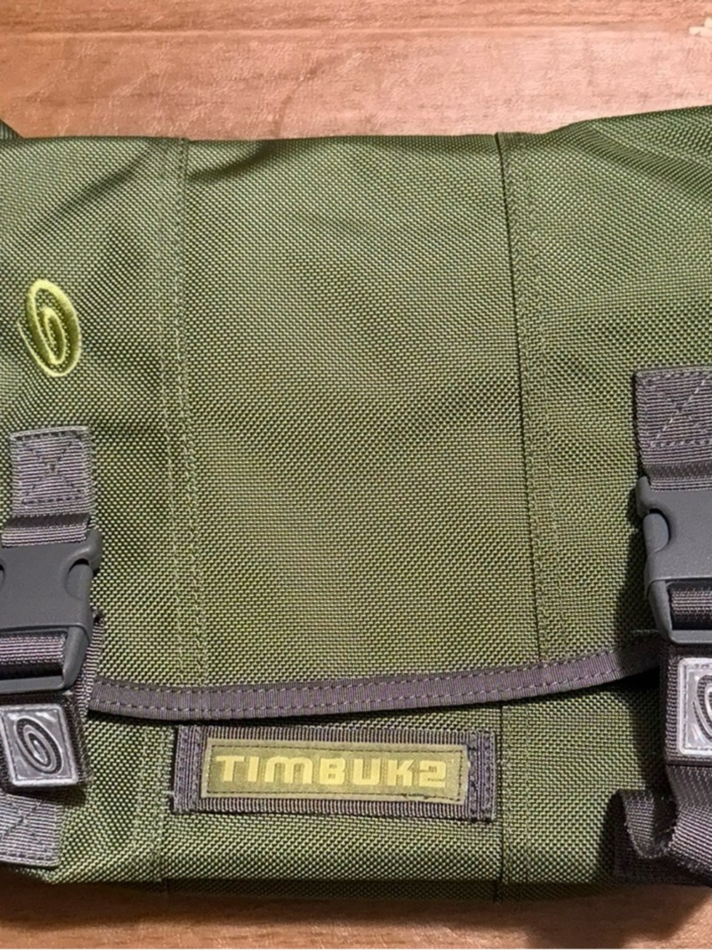 Timbuk2 Olive Green Commuter Messenger Bag